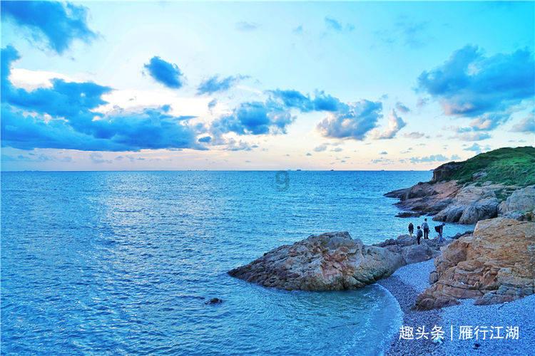 部门聚会领导不叫我，我该感觉尴尬吗？游戏画面